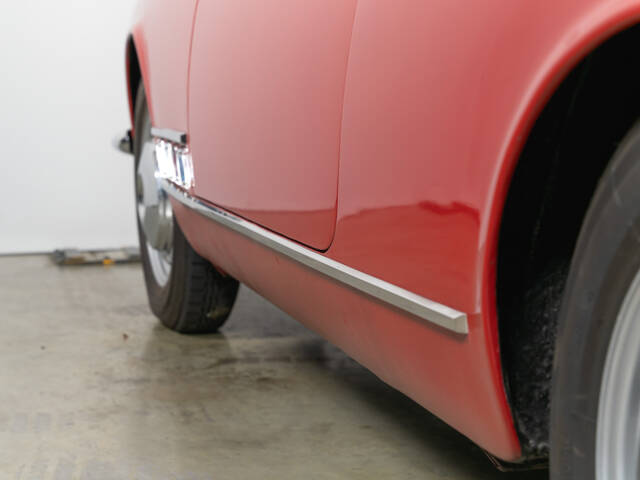Alfa Romeo 2000 Spider