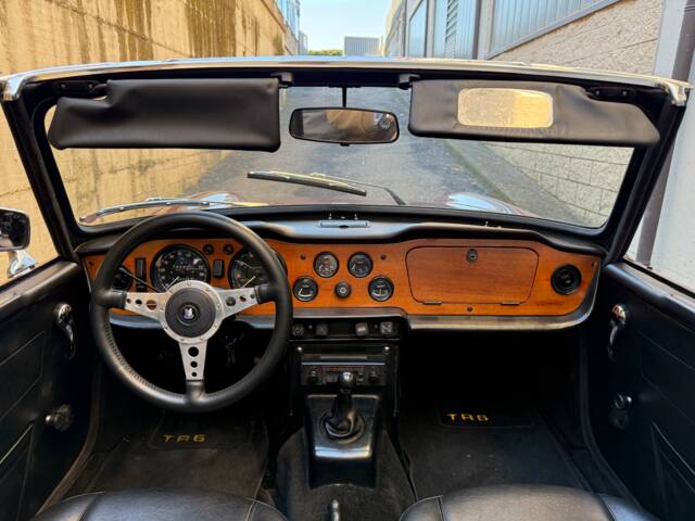 Triumph TR 6 PI