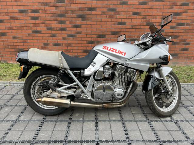Suzuki GSX 1100 SZ Katana