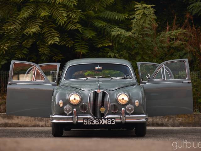 Image 1/44 of Jaguar 3.4 Litre (1958)