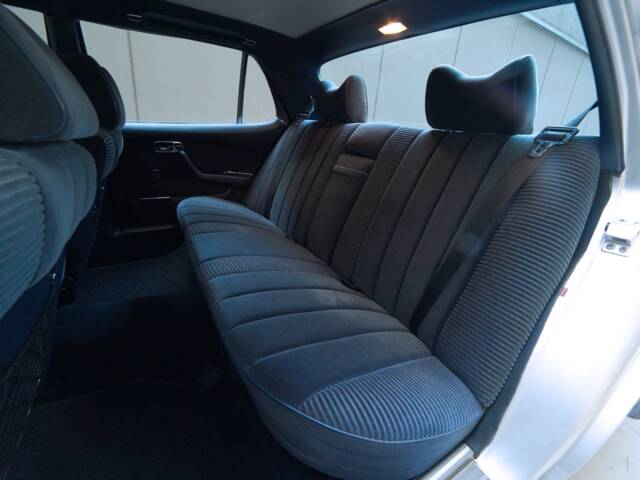 Mercedes-Benz 450 SEL 6,9