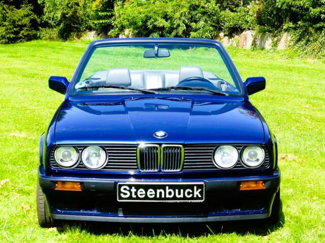BMW 320i - BMW 320i Cabriolet (E30) 1992