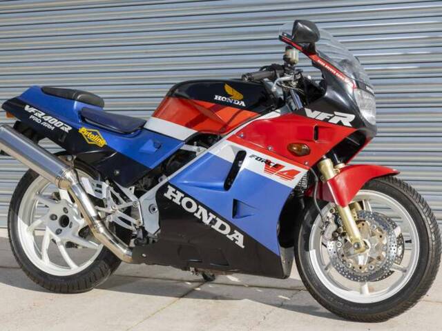 Honda VFR 400 R