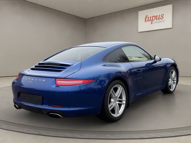 Porsche 911 Carrera