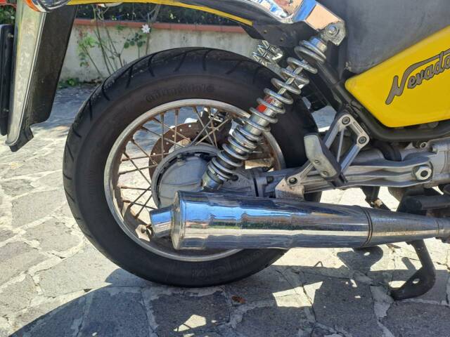Moto Guzzi Nevada 750