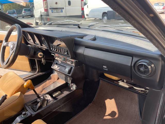 Alfa Romeo GTV 6 2.5