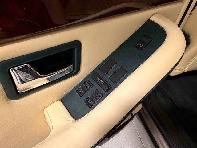 Audi V8 4.2