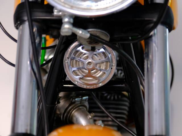Ducati 750 Sport