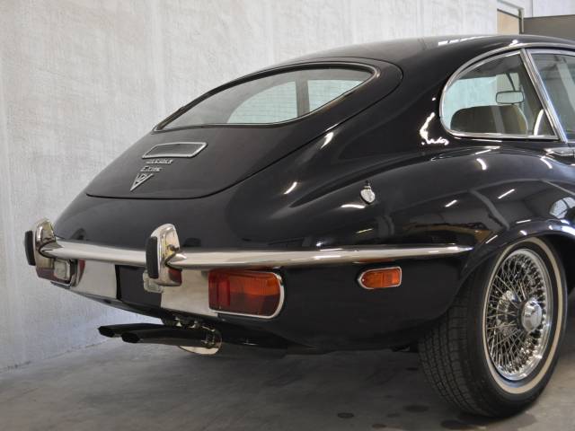 Jaguar E-Type V12 (2+2)