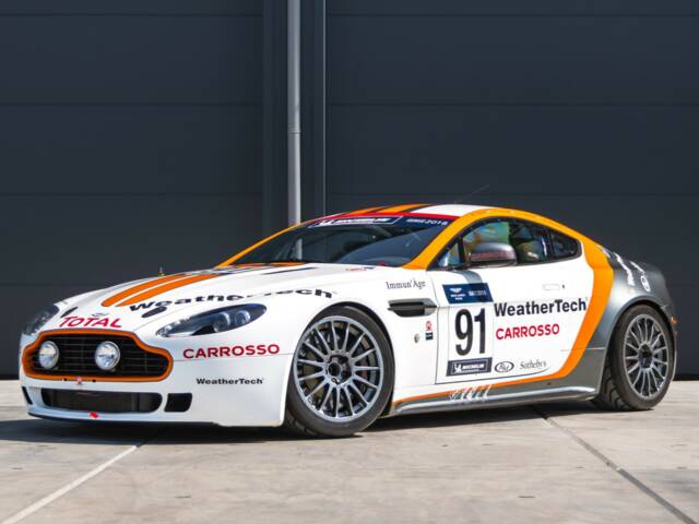Aston Martin V8 Vantage