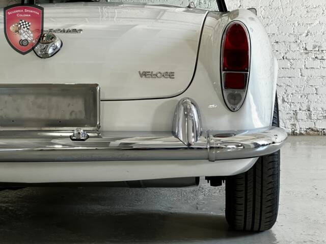 Alfa Romeo Giulia 1600 Spider Veloce