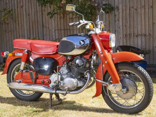 Honda C 72