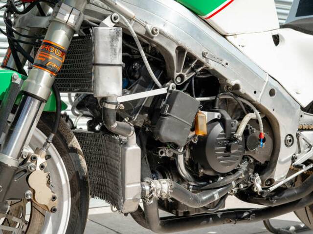 Honda VFR 750R RC 30