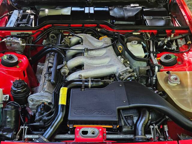 Porsche 944 Turbo
