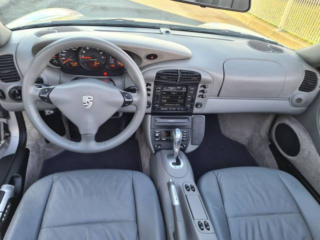Porsche 911 Carrera