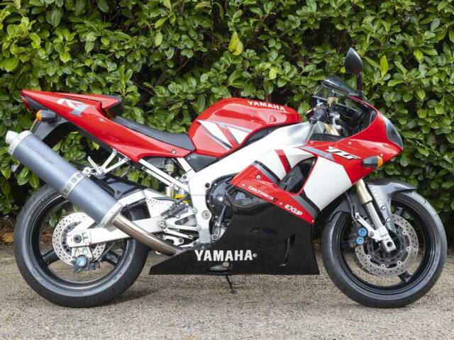 Yamaha YZF-R1