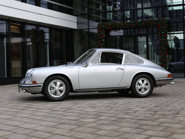 Porsche 911 2.0 S