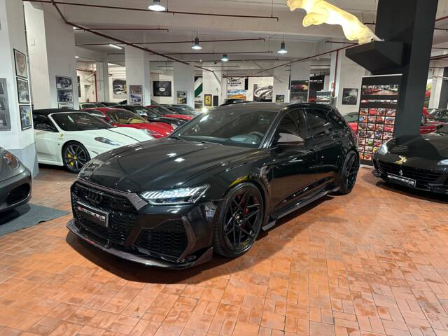 Immagine 1/19 di Audi RS6 Avant (2022)