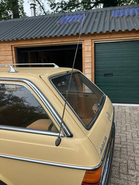 Mercedes-Benz 230 TE