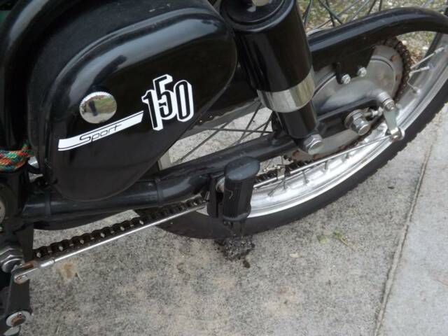 Gilera 150 Sport