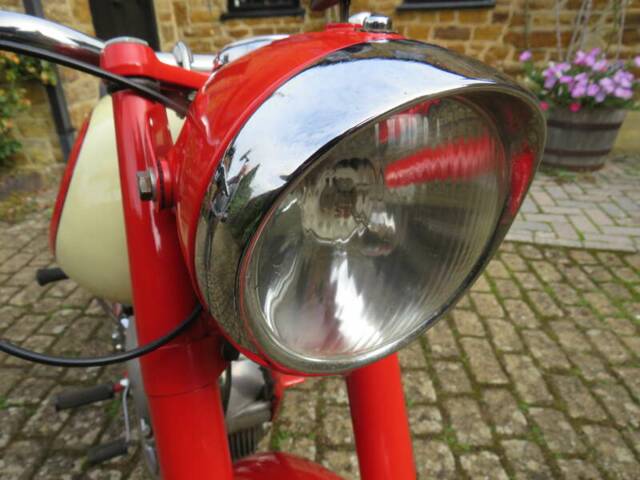 Gilera 150 Sport