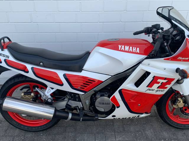 YAMAHA FZ 750 in absoluten Original-Zustand