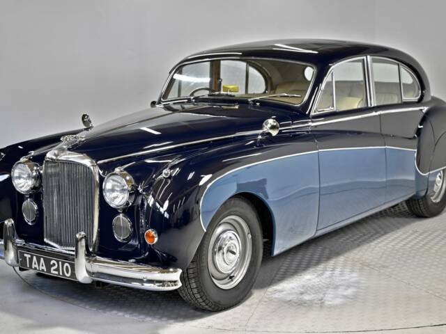 Jaguar Mk VIII