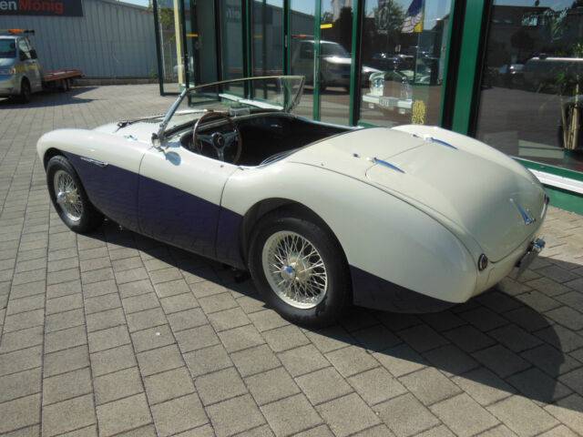Austin-Healey 100/4M (BN2)