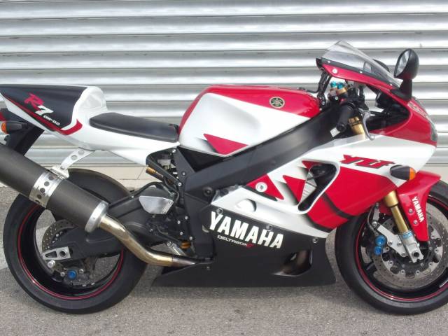 Imagen 1/16 de Yamaha DUMMY (2000)