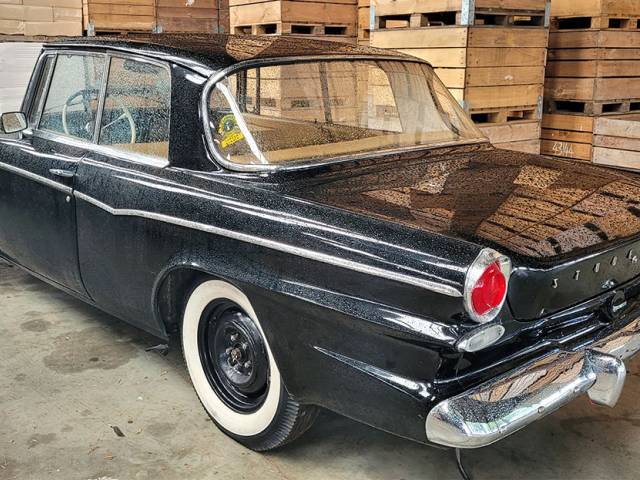Image 1/9 of Studebaker Lark (1962)