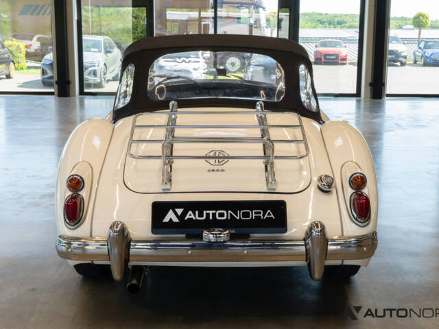 MG MGA 1600
