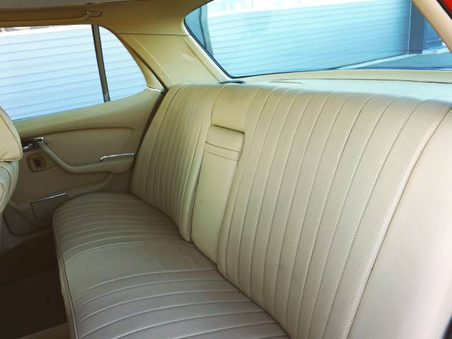 Mercedes-Benz 280 SE