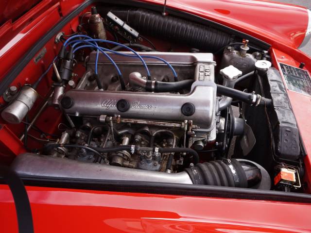 Alfa Romeo 2000 Spider