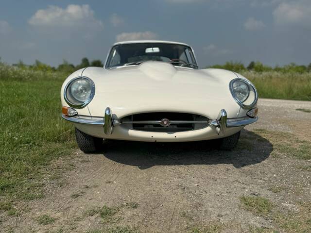Jaguar E-Type 3.8 Flat Floor