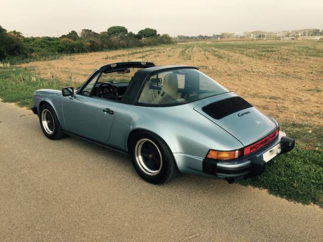 Porsche 911 Carrera 3.2