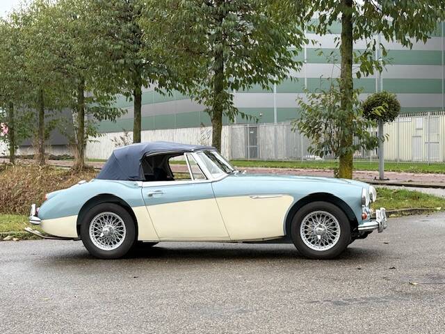 Austin-Healey 3000 Mk III (BJ8)