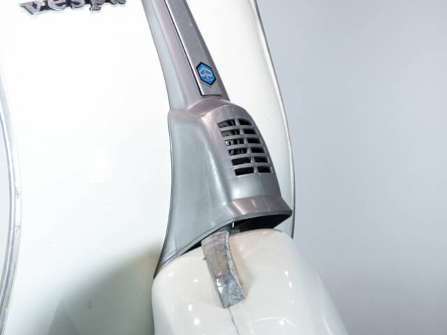 Piaggio Vespa 50 N Special