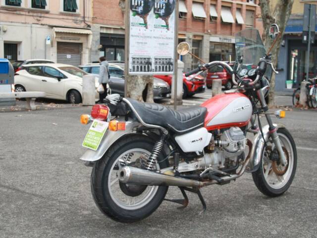 Moto Guzzi V35 C