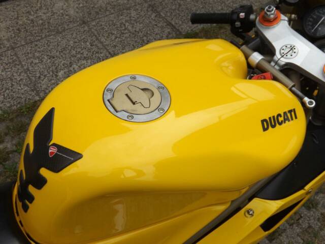 Ducati 748 Biposto