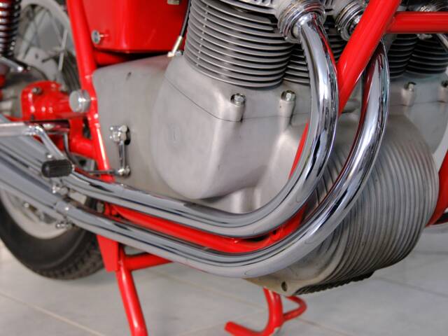 MV Agusta 750 Sport