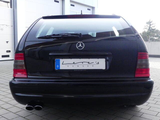 Mercedes-Benz C 43 AMG T
