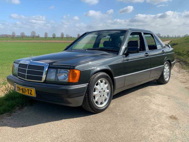 Bild 1/5 von Mercedes-Benz 190 E 2.6 (1990)