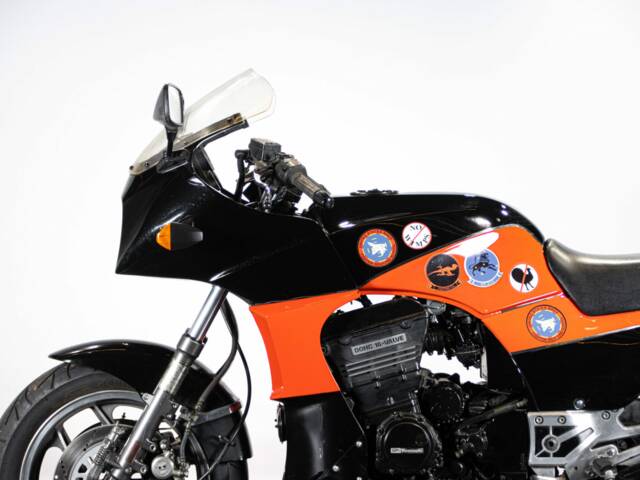 Kawasaki GPz 900 R Ninja