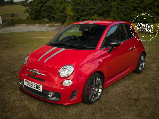 Image 1/8 of Abarth 695 «Tributo Ferrari» (2012)