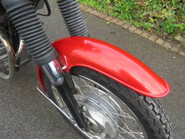 BSA A 75 Rocket 3
