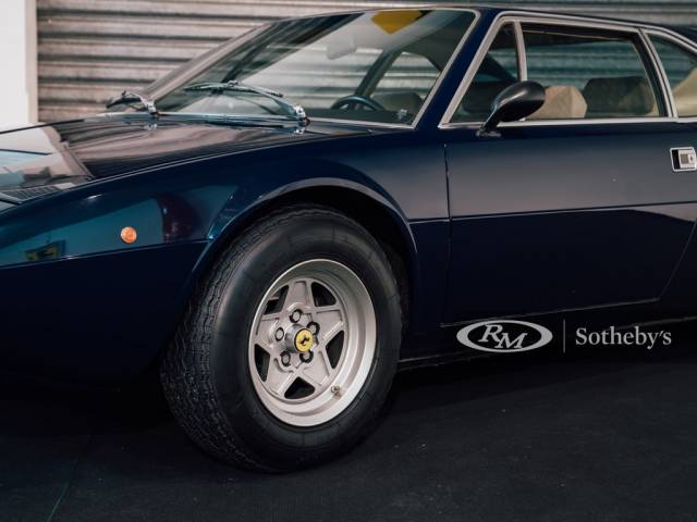 Ferrari Dino 308 GT4