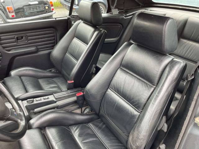 BMW 325i