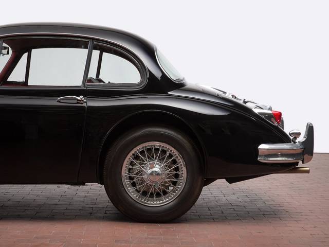 Jaguar XK 150 FHC