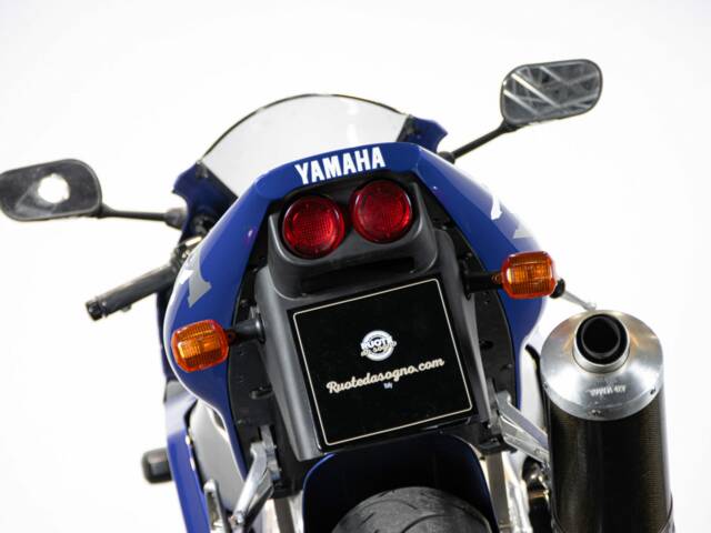 Yamaha YZF 1000 R1