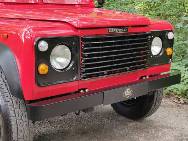 Land Rover Defender 110
